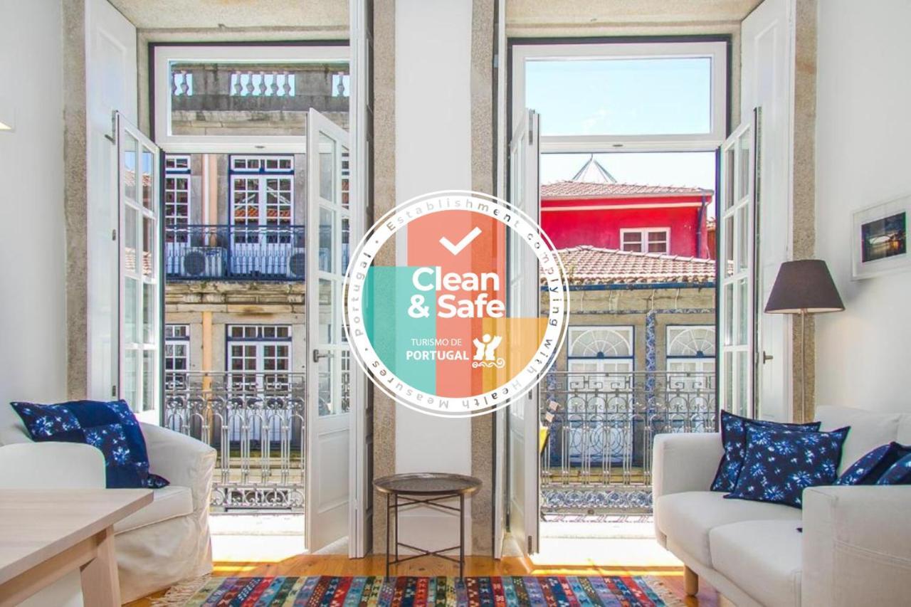 Liiiving In Porto | Blue Flower Apartment Luaran gambar