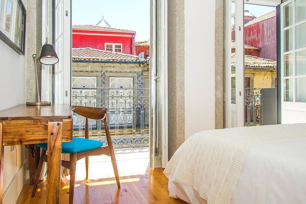 Liiiving In Porto | Blue Flower Apartment Luaran gambar