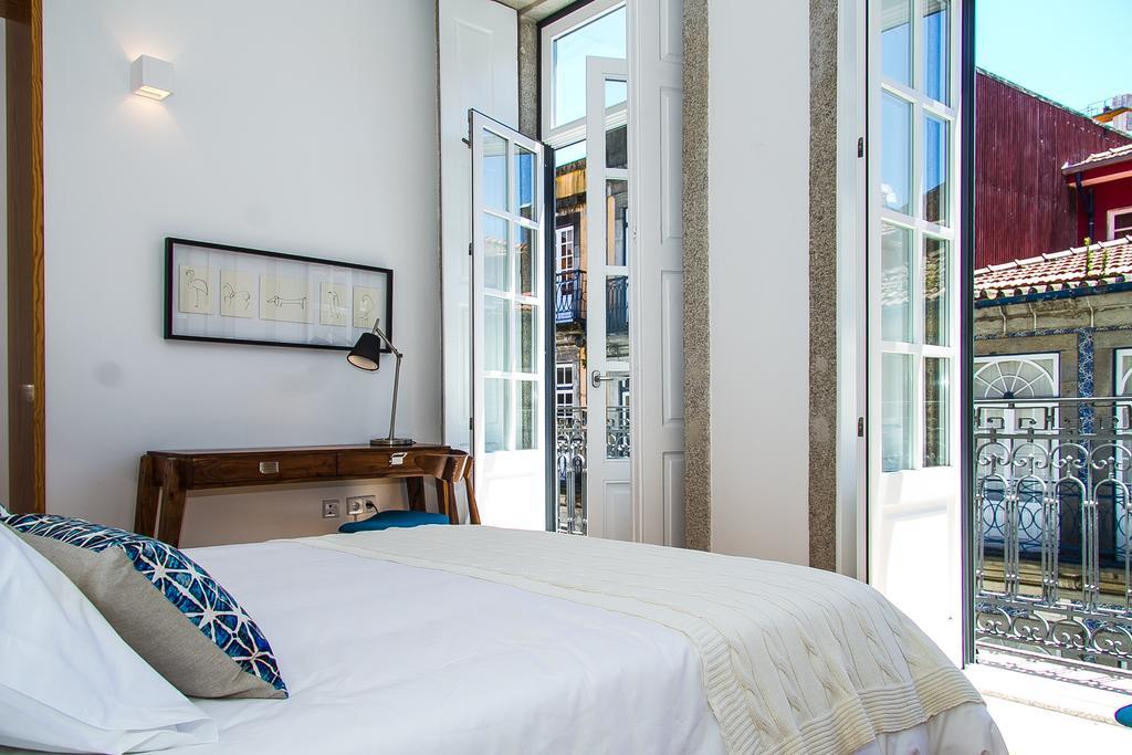Liiiving In Porto | Blue Flower Apartment Luaran gambar