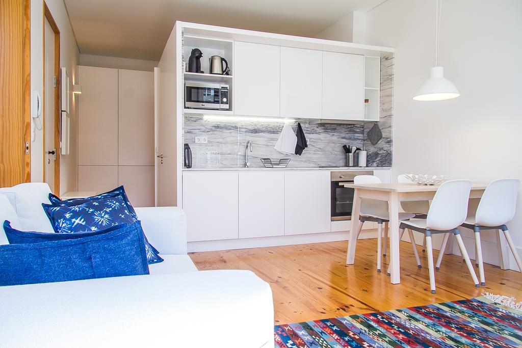 Liiiving In Porto | Blue Flower Apartment Luaran gambar